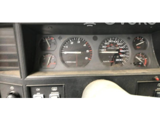 Панель приборов    Jeep Cherokee       