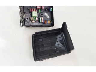 Блок предохранителей     Skoda Octavia Mk2 (1Z)    