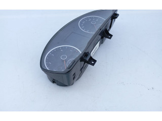 Přístrojová deska  Volkswagen Tiguan  5N0920882C, E2-A1-19-7  