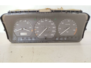 Панель приборов 81117788   Volkswagen PASSAT B4       