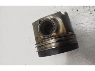 Píst 04L110   BMW X5 F15     