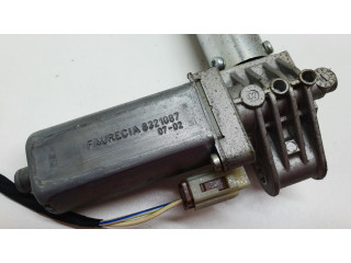 Сиденье управления двигателем