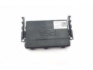 Sonstige Steuergeräte / Module 9847886880, 9847887380   Jeep Avenger