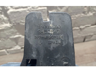 Блок предохранителей 9452547, 9454160 Volvo S60