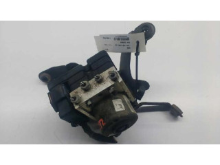 Блок АБС 4S612M110AC, ABS Ford Fiesta 2000-2001 года