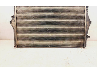 Топливная рампа 8649471A   Volvo S80  