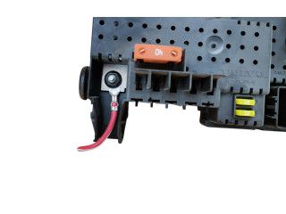 Блок предохранителей 30728512, 28017881   Volvo XC90    