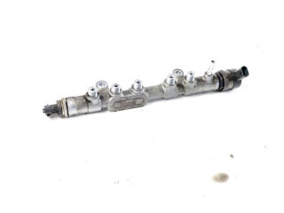 Топливная рампа G4D3-9D280-AA Jaguar XF X260