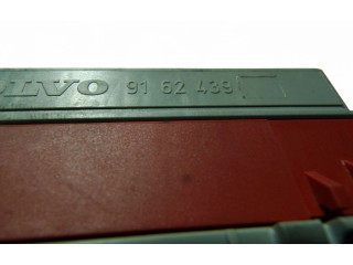 Блок предохранителей 9162439 Volvo S80
