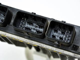 Комплект блоков управления 8200513113, 8200593576 Dacia Logan I