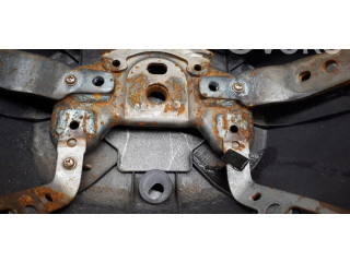 Volant KIA Carnival 2012   