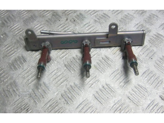 Vstřikovací lišta 175204021R Nissan Micra K14