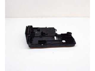 Блок комфорта 156745400B, 156685300A Tesla Model 3