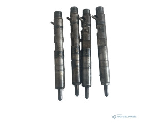 Топливная рампа 8200553570, 9303Z111B Renault Clio II