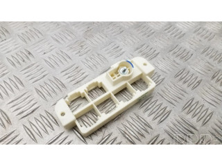 Другая деталь отсека двигателя