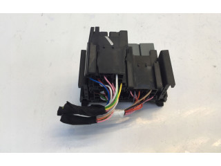 Pojistková skříňka 678835916R Nissan Juke II F16 2021