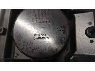 Передний держатель чашки