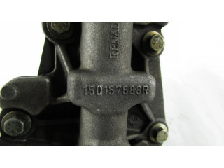 Масляный насос M9R782 150157688R Renault Trafic II (X83) 2.0