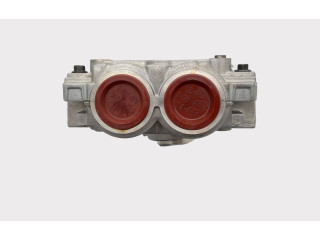 Масляный насос   05047992AC, 05047992AB  Jeep Cherokee 