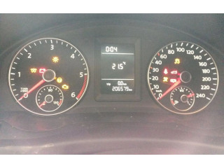 Панель приборов    Volkswagen Golf Plus       