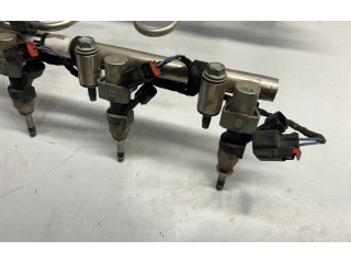 Комплект системы впрыска топлива 12687250, 12687249    Chevrolet Camaro  LT1 (6.2L) 