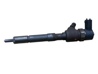 Форсунка 0445110614    Opel Combo D   