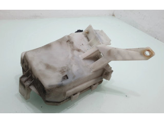 Pojistková skříňka Nissan Micra 2010