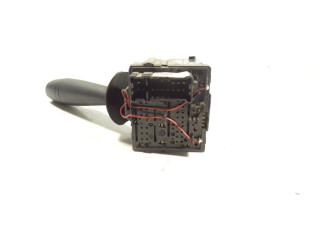 Ручка стеклоочистителей 8201168003, 681728631R Dacia Dokker