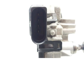 Моторчик дворников 0390241564 Opel Combo D