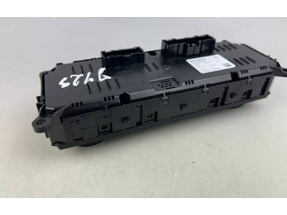 Блок управления климат-контролем M1BT-18C612-HC   Ford Escape IV