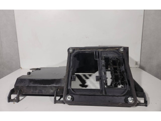   Pojistková skříňka 4D1937118A   Audi A8 S8 D2 4D 1998