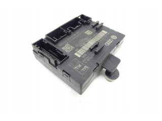 Блок управления дверью 8X0959793K Audi A1