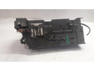 Блок предохранителей  1695451640   Mercedes-Benz B W245    