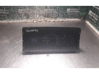 Панель приборов X039609270   Seat Ibiza I (021A)       