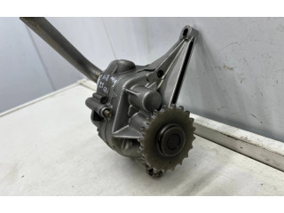 Масляный насос   6111810201, a6121810047  Mercedes-Benz Vito Viano W639 