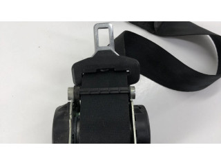 Задний ремень безопасности