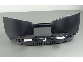 Спидометр (приборный щиток) 503018860210, 670106458 Maserati Levante