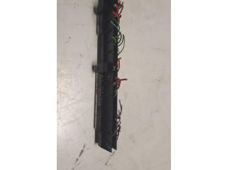 Блок предохранителей 8366570   BMW 5 E39    