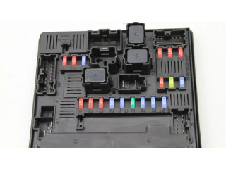 Pojistková skříňka 284B7JD02A Nissan Qashqai+2 2010