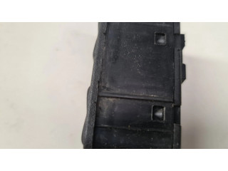 Включатель электрических окон