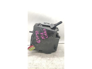 Блок предохранителей  A09285D6657, A09285D6657   KIA Pro Cee'd I    