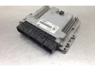 Блок управления двигателя 0281032215, 237106319R Dacia Dokker