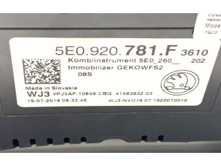 Панель приборов 5E0920781F Skoda Octavia Mk3 (5E)