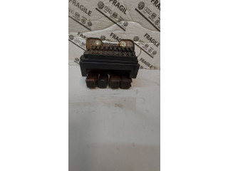 Pojistková skříňka 1234 Nissan 200 SX 1993