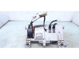 Блок предохранителей 4M5T14A073DG   Ford Focus    