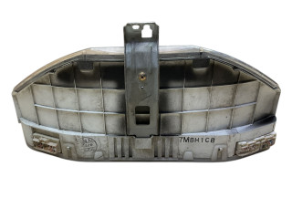 Přístrojová deska Mazda 323 F 2000 7MBH1CB