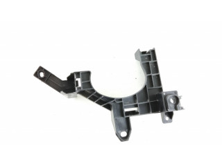 Другая деталь отсека двигателя