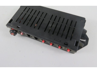 Блок предохранителей 9162323, 9162323 Volvo V70