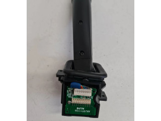 Ручка стеклоочистителей 30768100   Volvo V70