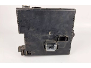 Блок предохранителей 8676391 Volvo XC90